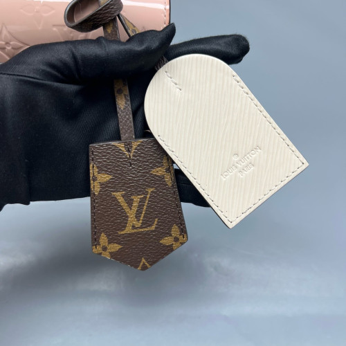 Louis Vuitton Spring Street Vernis Pink
