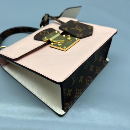 Louis Vuitton Spring Street Vernis Pink