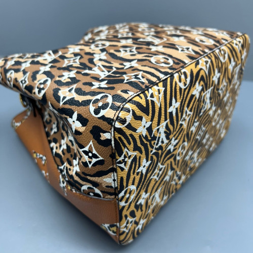 Louis Vuitton Noe Monogram Brown