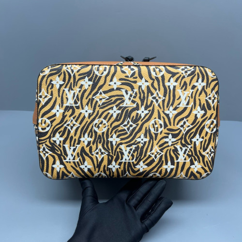 Louis Vuitton Noe Monogram Brown