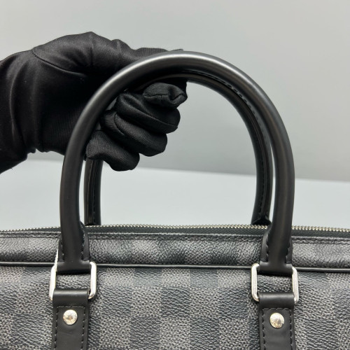 Louis Vuitton Oliver Briefcase Damier Graphite Black