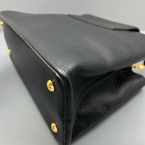 Louis Vuitton Capucines GM Calfskin Black