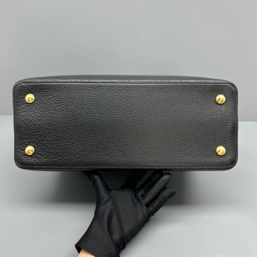 Louis Vuitton Capucines GM Calfskin Black