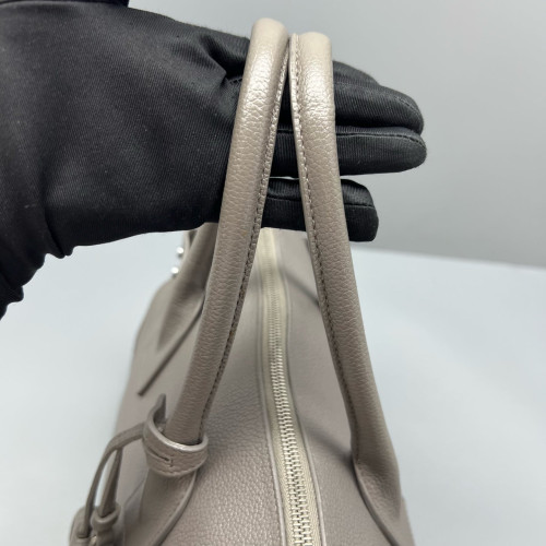 Yves Saint Laurent Medium Sac De Jour Calfskin Grey Yves Saint Laurent Medium Sac De Jour Calfskin Grey