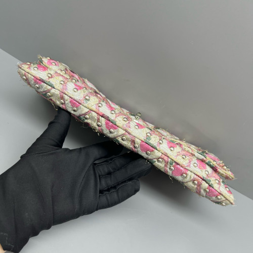 Miu Miu Matelasse Crystal Flap Clutch Fabric Gold Pink Miu Miu Matelasse Crystal Flap Clutch Fabric Gold Pink