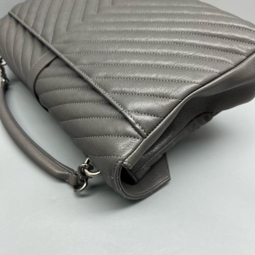 Yves Saint Laurent Large College Calfskin Grey