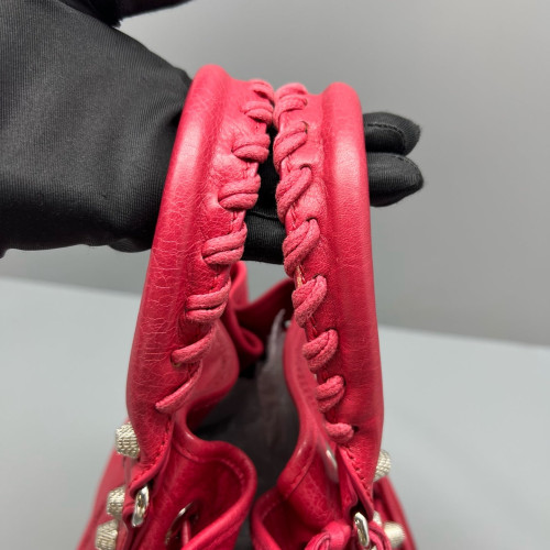 Balenciaga Bucket Calfskin Pink