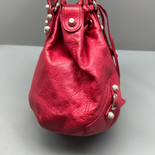 Balenciaga Bucket Calfskin Pink