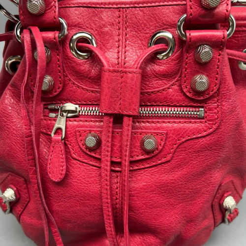 Balenciaga Bucket Calfskin Pink