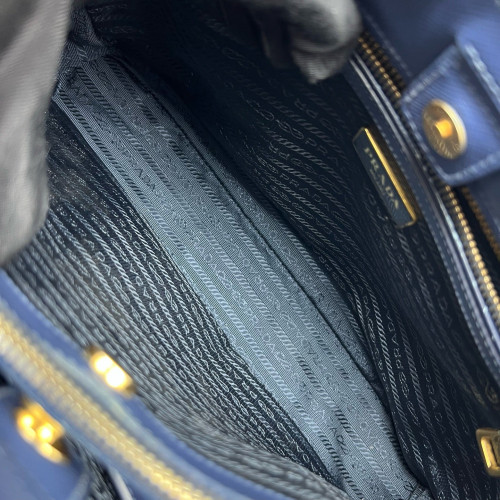 Prada Galleria Tote Calfskin Blue