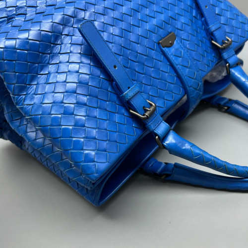 Bottega Veneta Large Roma Tote Bag Lambskin Intrecciato Nappa Blue Bottega Veneta Large Roma Tote Bag Lambskin Intrecciato Nappa Blue