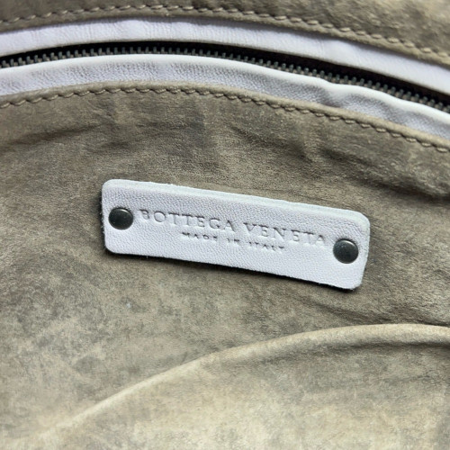 Bottega Veneta Camera Case Lambskin Intrecciato Nappa Light Purple