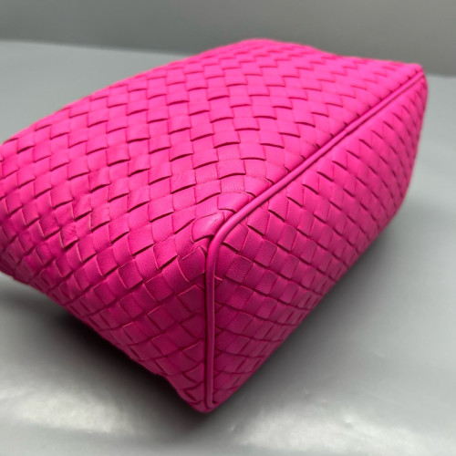 Bottega Veneta Hobo Lambskin Intrecciato Nappa Fuchsia Bottega Veneta Hobo Lambskin Intrecciato Nappa Fuchsia