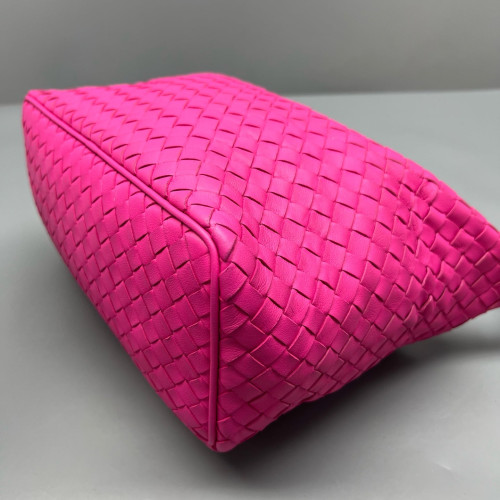 Bottega Veneta Hobo Lambskin Intrecciato Nappa Fuchsia Bottega Veneta Hobo Lambskin Intrecciato Nappa Fuchsia