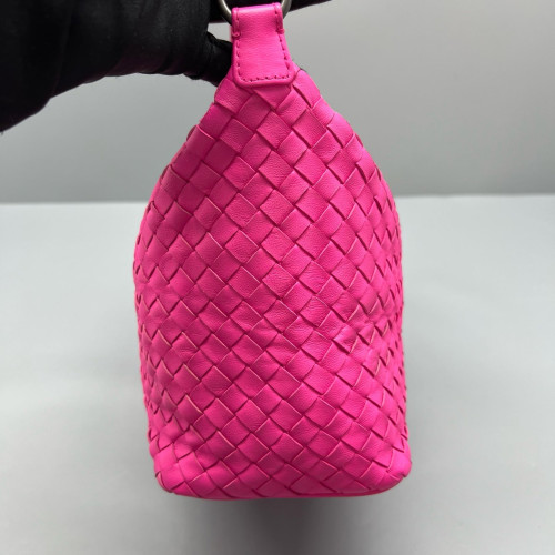 Bottega Veneta Hobo Lambskin Intrecciato Nappa Fuchsia Bottega Veneta Hobo Lambskin Intrecciato Nappa Fuchsia