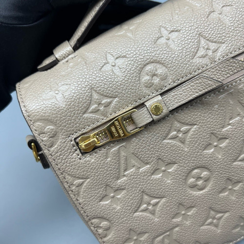 Louis Vuitton Pochette Metis Monogram Empreinte Taupe