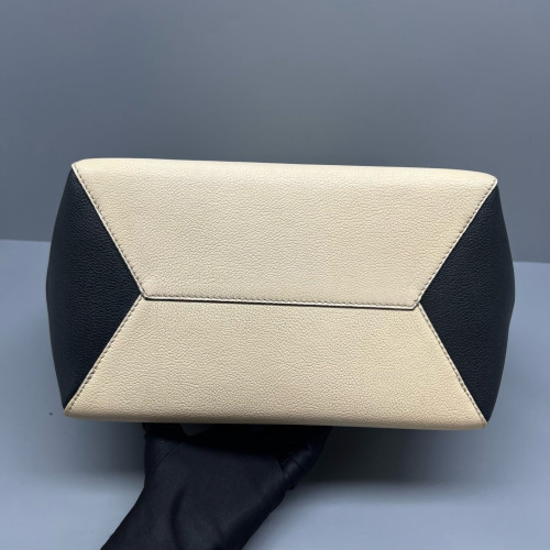Louis Vuitton Lockme Cabas Calfskin Black White