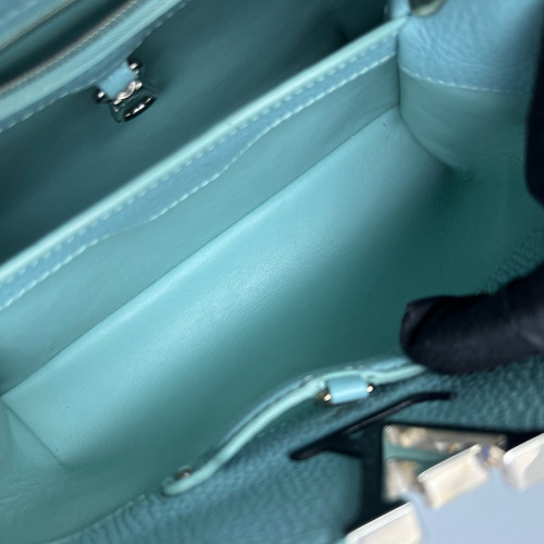 Louis Vuitton Capucines BB Calfskin Black