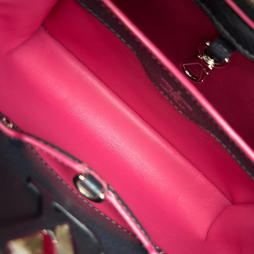Louis Vuitton Capucines BB Calfskin Black Red Louis Vuitton Capucines BB Calfskin Black Red