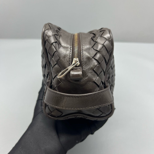 Bottega Veneta Clutch Calfskin Intrecciato Dark Brown