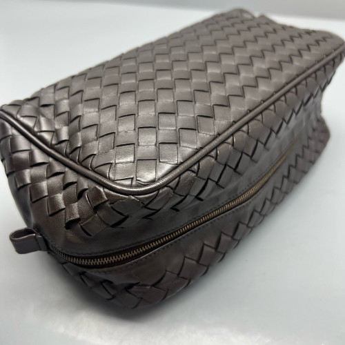 Bottega Veneta Clutch Calfskin Intrecciato Dark Brown