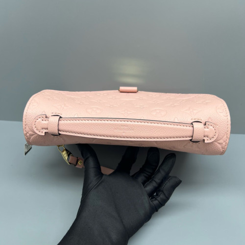Louis Vuitton Pochette Metis Monogram Empreinte Pink