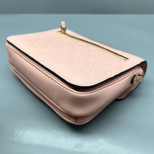 Louis Vuitton Pochette Metis Monogram Empreinte Pink