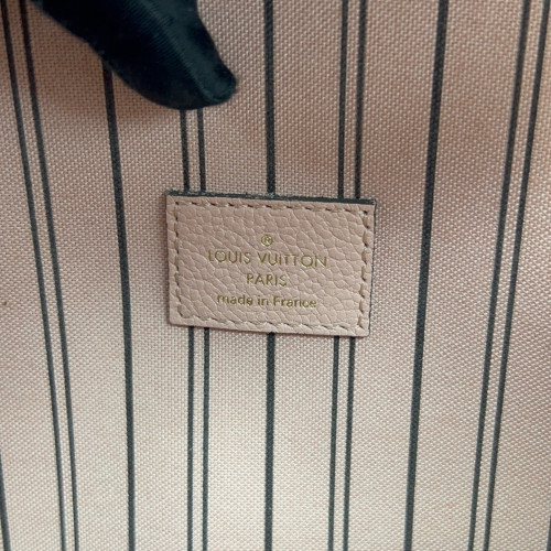 Louis Vuitton Pochette Metis Monogram Empreinte Pink