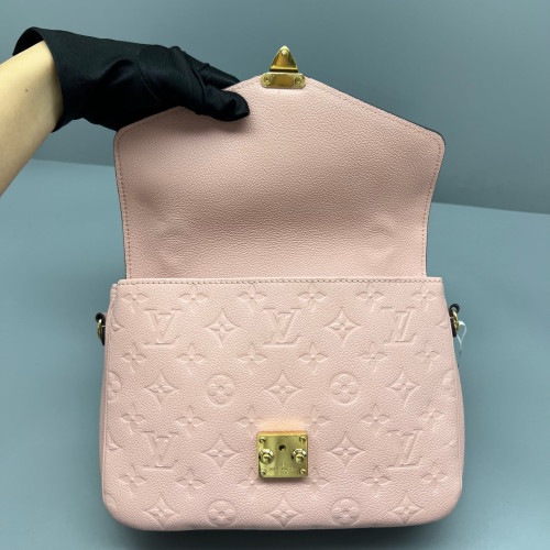 Louis Vuitton Pochette Metis Monogram Empreinte Pink