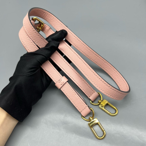 Louis Vuitton Pochette Metis Monogram Empreinte Pink