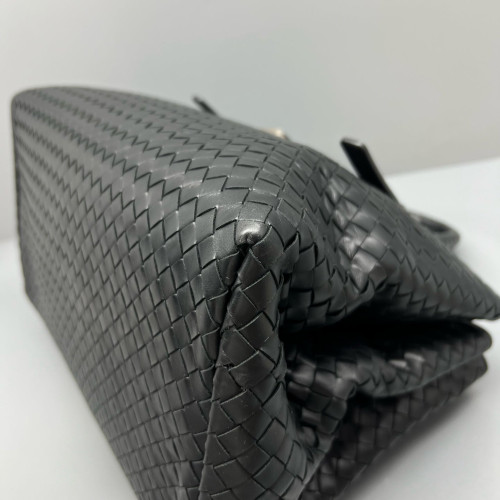 Bottega Veneta Large Roma Tote Bag Calfskin Intrecciato Black