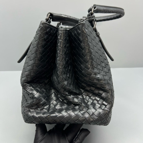 Bottega Veneta Large Roma Tote Bag Calfskin Intrecciato Black