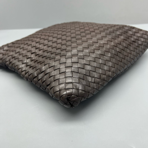 Bottega Veneta Shoulder Bag Calfskin Intrecciato Dark Brown