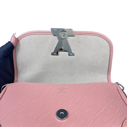 Louis Vuitton Buci Shoulder Bag Epi Pink