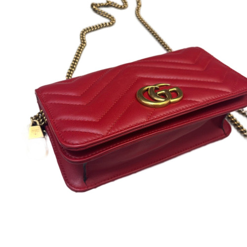 Gucci Chevron GG Marmont Chain Wallet Calfskin Red Gucci Chevron GG Marmont Chain Wallet Calfskin Red