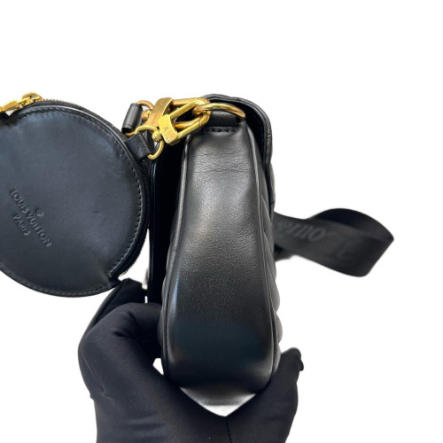 Louis Vuitton New Wave Multi Pochette Calfskin Black Louis Vuitton New Wave Multi Pochette Calfskin Black