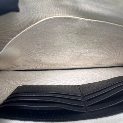 Gucci Clutch Grained Calfskin Black Gold