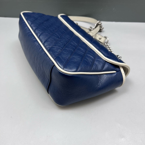 Gucci Chevron Small GG Marmont Calfskin Dark Navy Gucci Chevron Small GG Marmont Calfskin Dark Navy