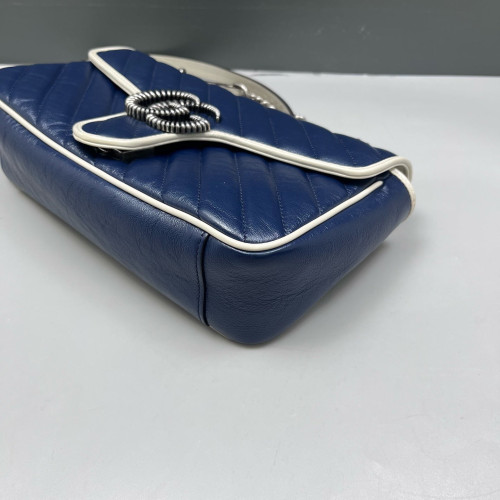 Gucci Chevron Small GG Marmont Calfskin Dark Navy Gucci Chevron Small GG Marmont Calfskin Dark Navy