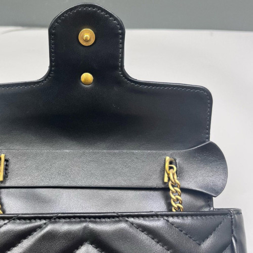 Gucci Chevron Super Mini GG Marmont Calfskin Black Gucci Chevron Super Mini GG Marmont Calfskin Black