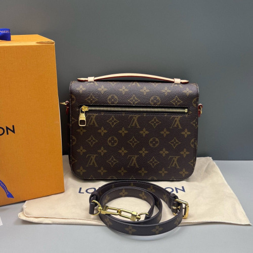 Louis Vuitton Pochette Metis Monogram Brown