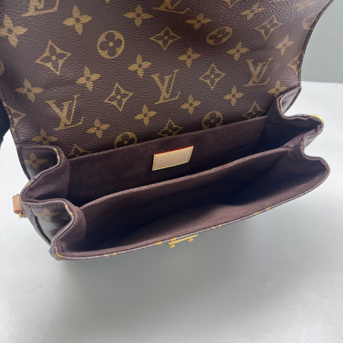 Louis Vuitton Pochette Metis Monogram Brown