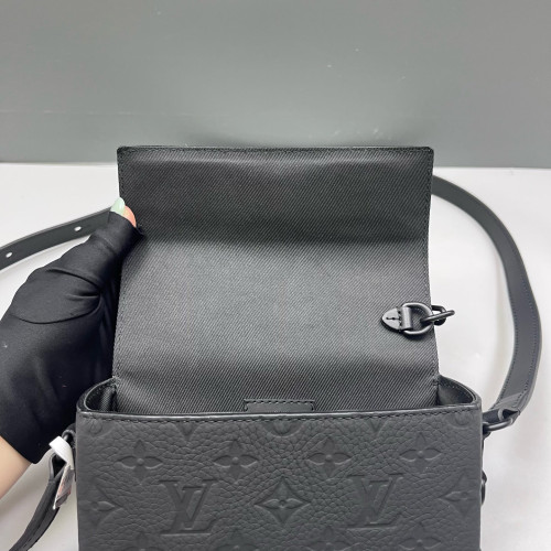 Louis Vuitton Steamer Wearable Wallet Monogram Empreinte Black