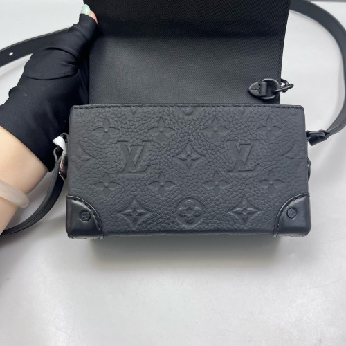 Louis Vuitton Steamer Wearable Wallet Monogram Empreinte Black