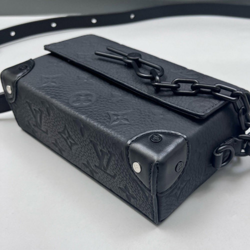 Louis Vuitton Steamer Wearable Wallet Monogram Empreinte Black