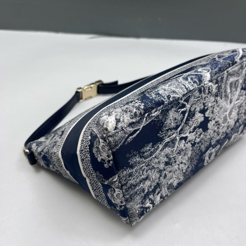 Dior Diortravel Nomad Pouch Canvas Navy Blue