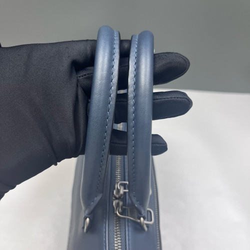 Louis Vuitton Avenue Soft Briefcase Damier Infini Blue