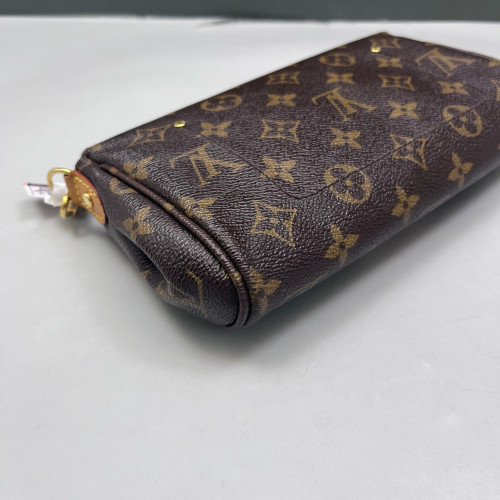 Louis Vuitton Favorite MM Monogram Brown
