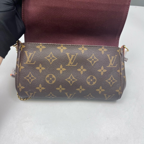 Louis Vuitton Favorite MM Monogram Brown