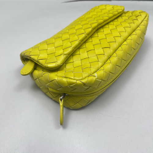 Bottega Veneta Shoulder Bag Calfskin Intrecciato Light Green